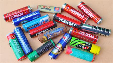 some aaa batteries are too large for old electronic devices